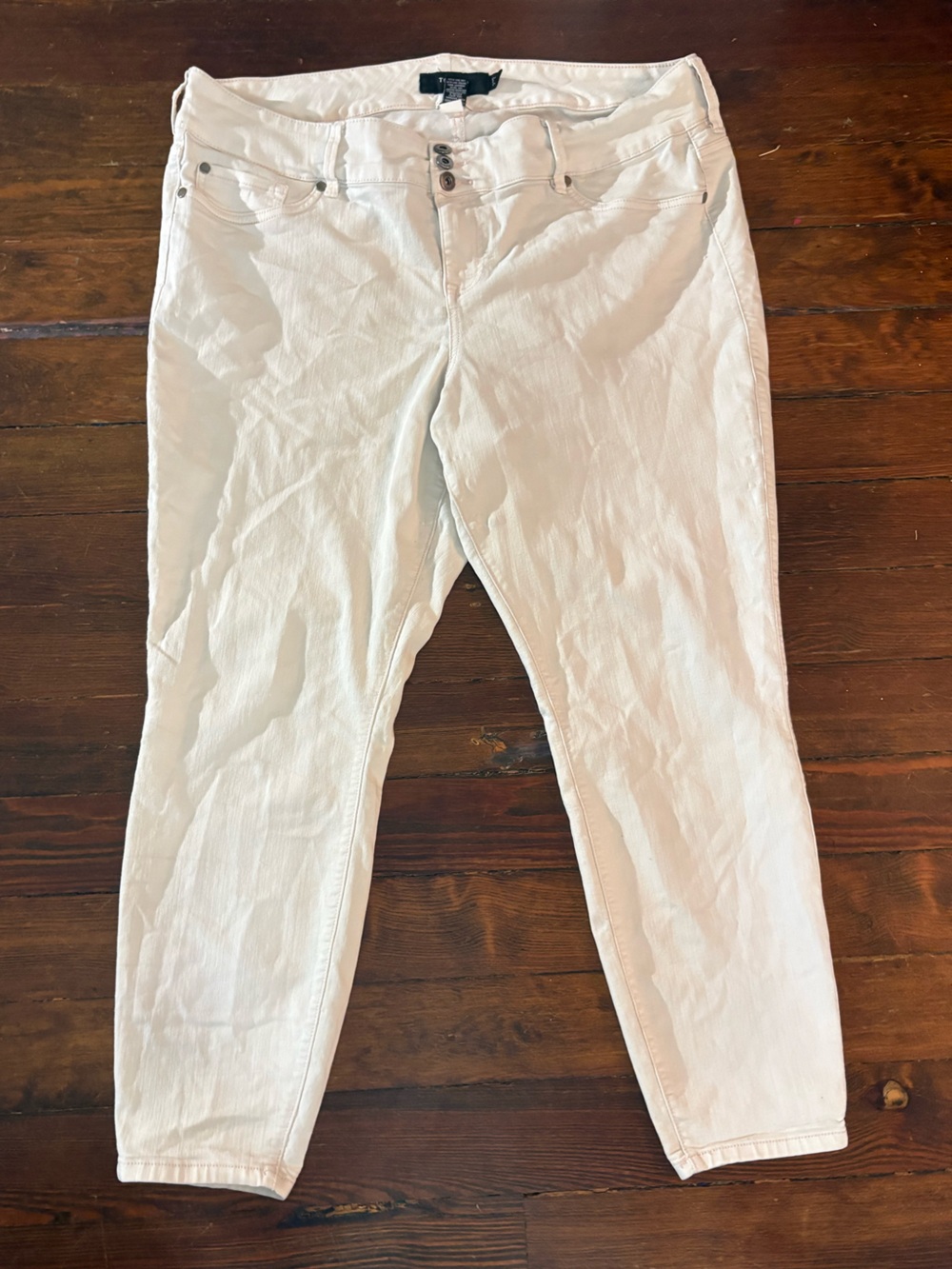 Torrid pale cream pink skinny straight flattering jeans pants size 22R